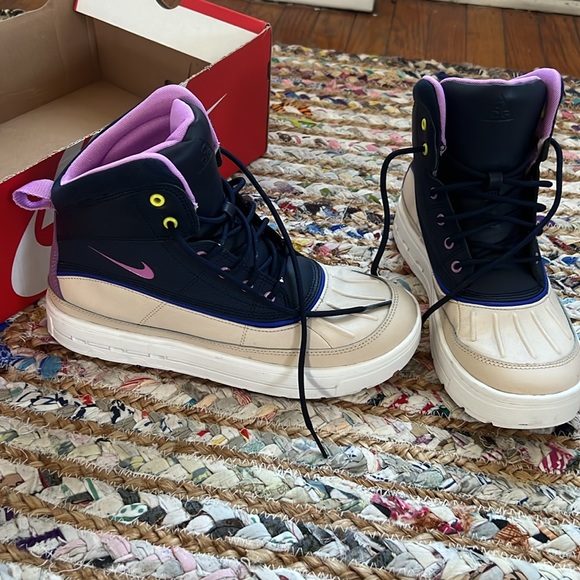 Nike Woodside 2 High (GS) - Picture 4 of 13